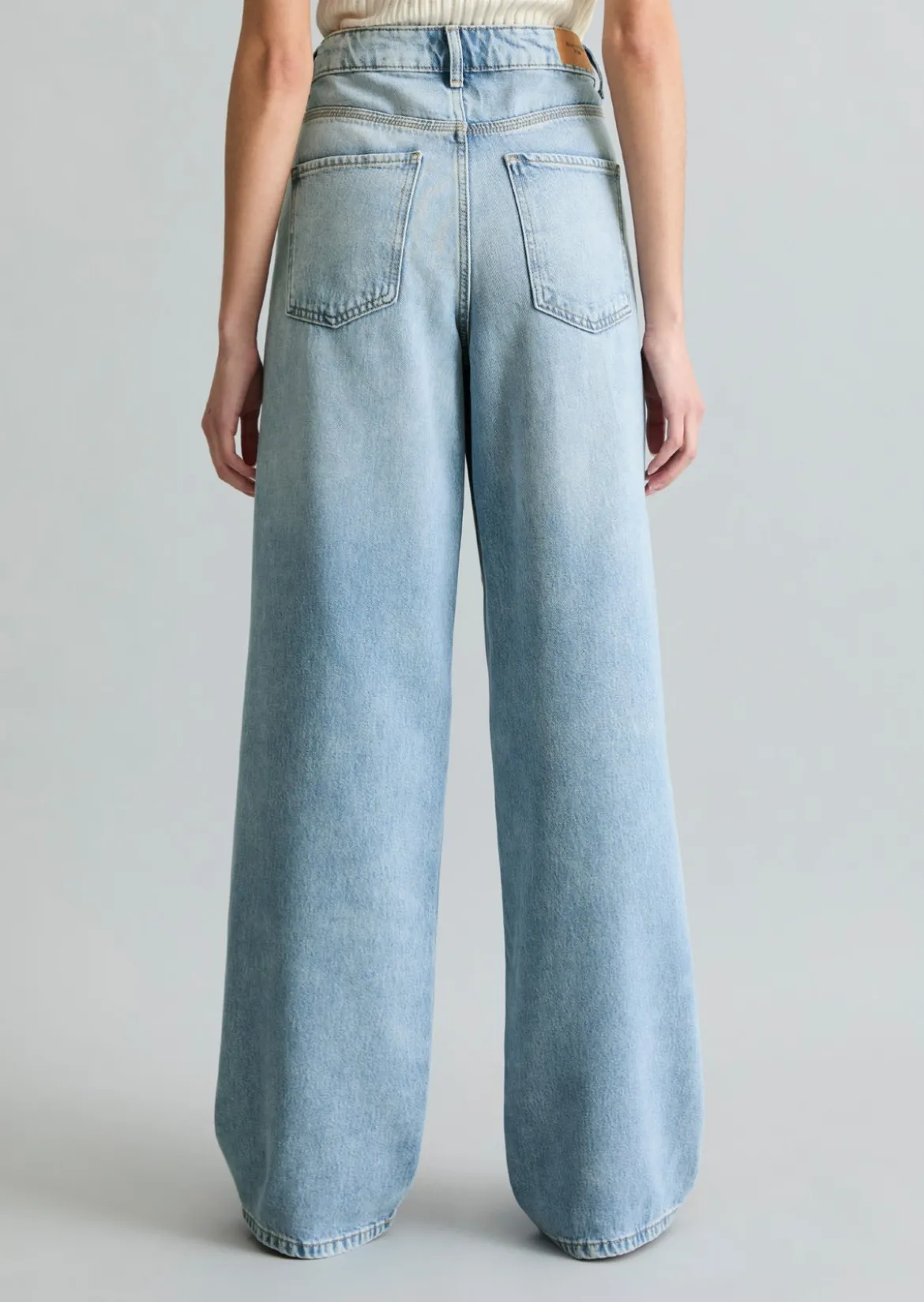 Jeans Model Tomke wide aus weichem Lyocell-Organic-Cotton-Mix