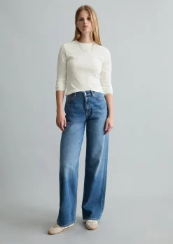 Jeans Model Tomma wide aus leichter Bio-Baumwoll-Qualität