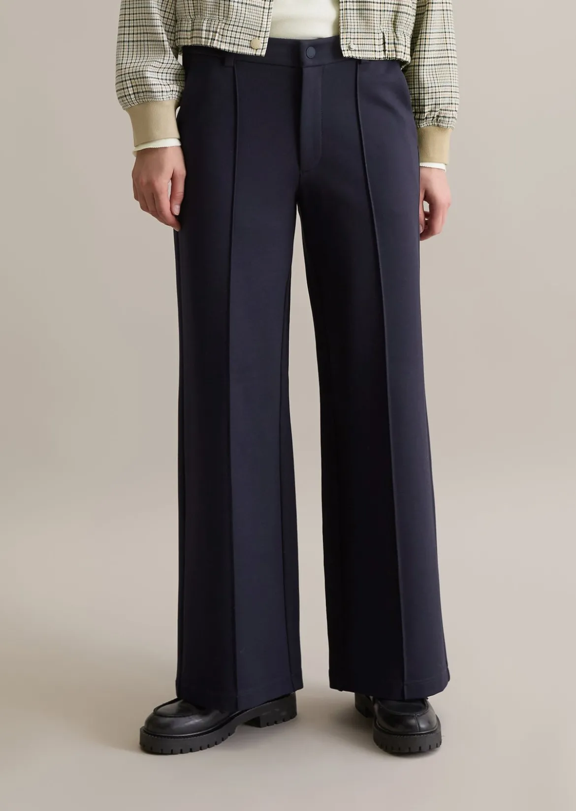 Jersey Straight Leg Pants aus kompakter Interlock-Qualität