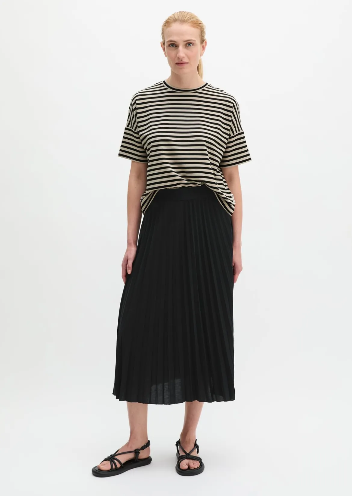 Jersey-Plissee-Rock ausgestellt mit TENCEL™ Lyocell