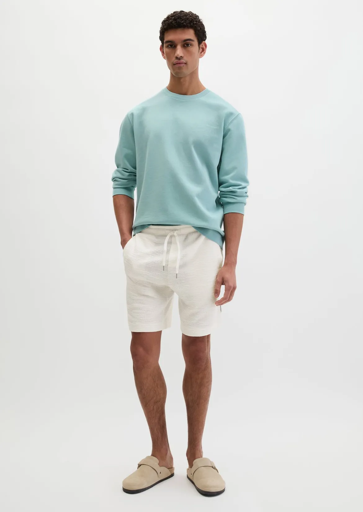 Jersey-Shorts loose aus weichem Bouclé-Jersey