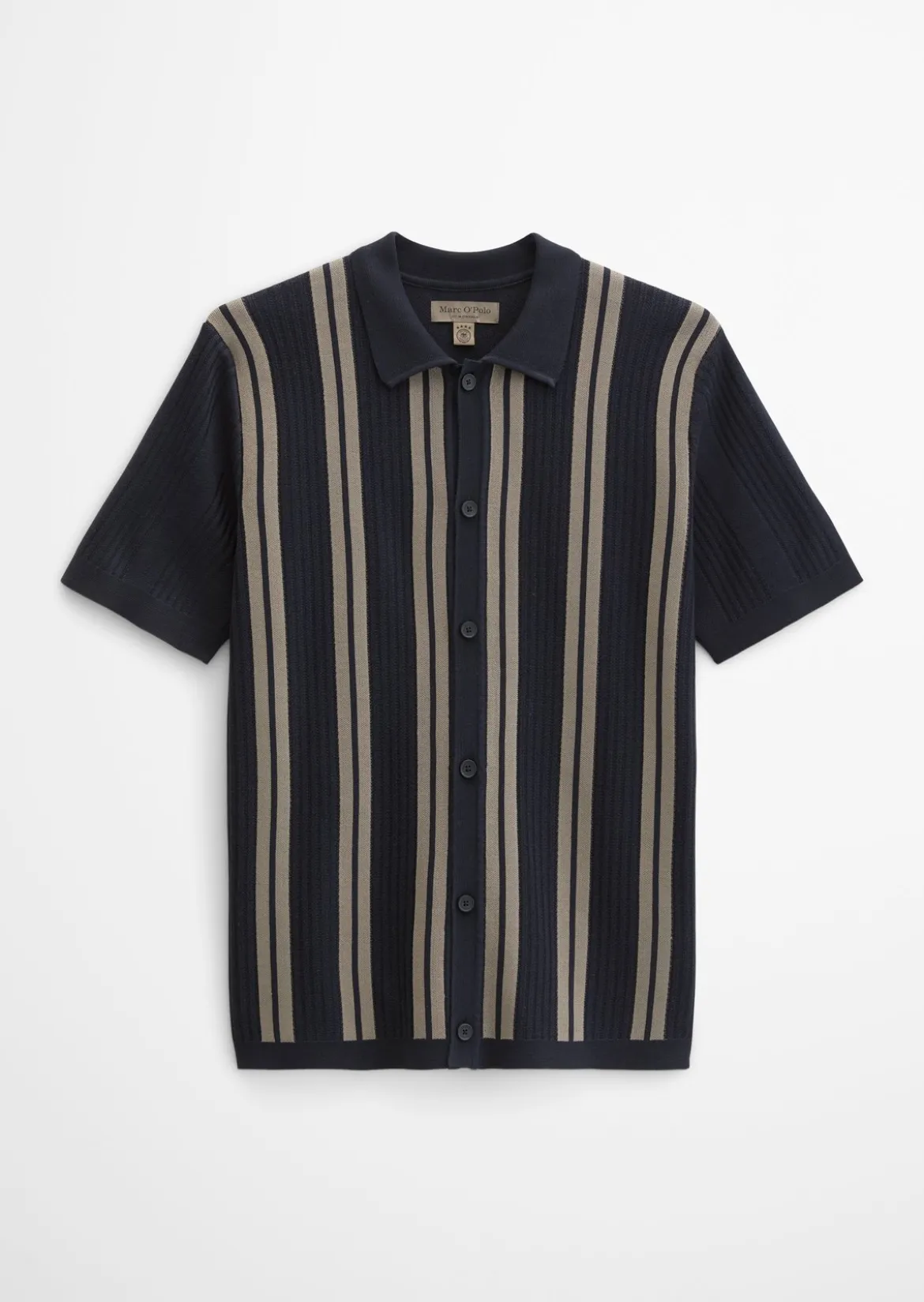 Kurzarm-Feinstrickshirt DFB Travel Collection aus reiner Bio-Baumwolle