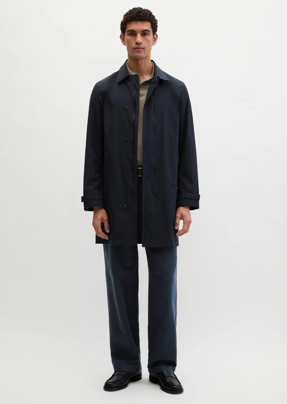 Kurzmantel regular aus recyceltem Polyester