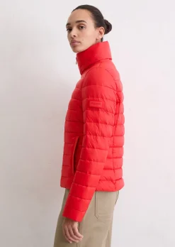 Leichte Steppjacke fitted mit recycelten Materialien