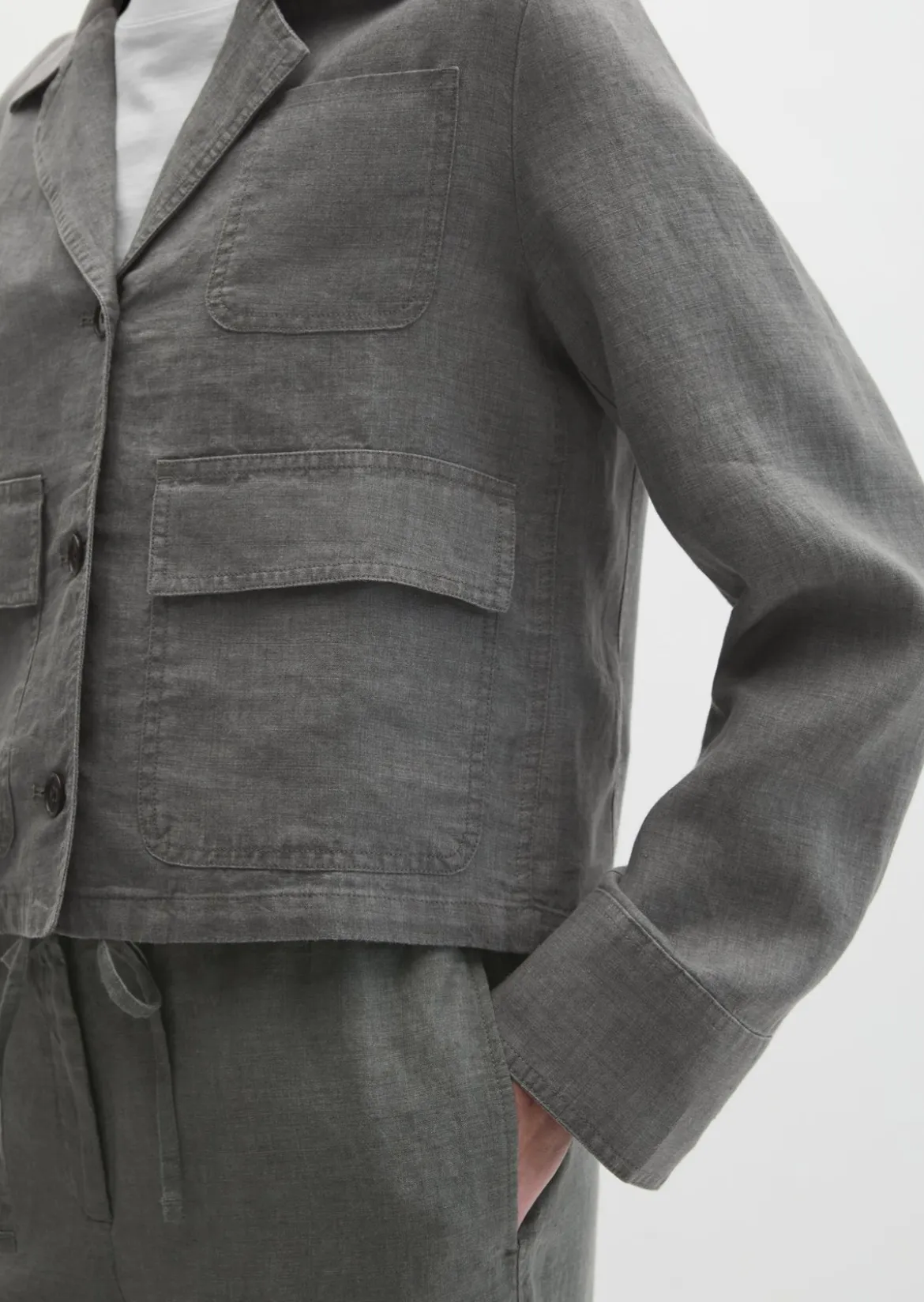 Leinenjacke relaxed mit aufgesetzten Taschen