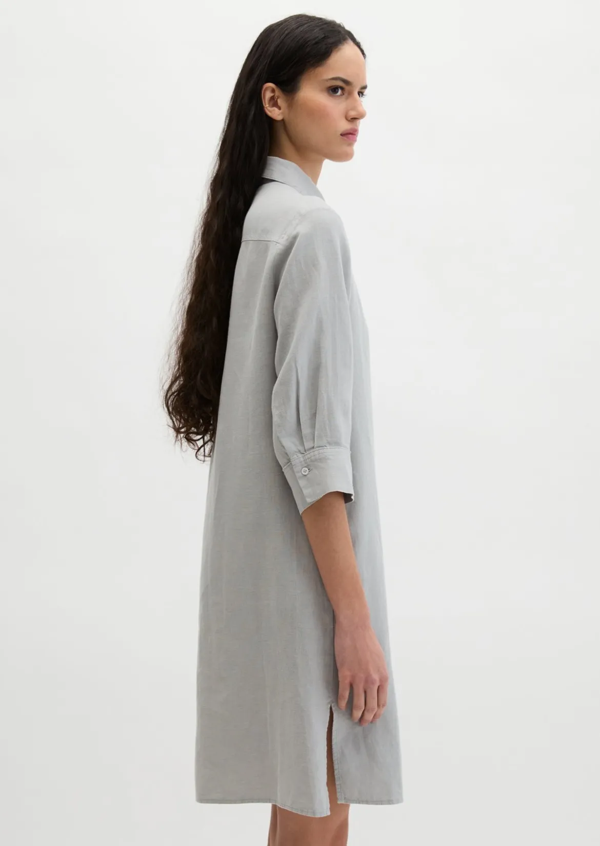 Leinenkleid loose mit verdeckter Knopfleiste