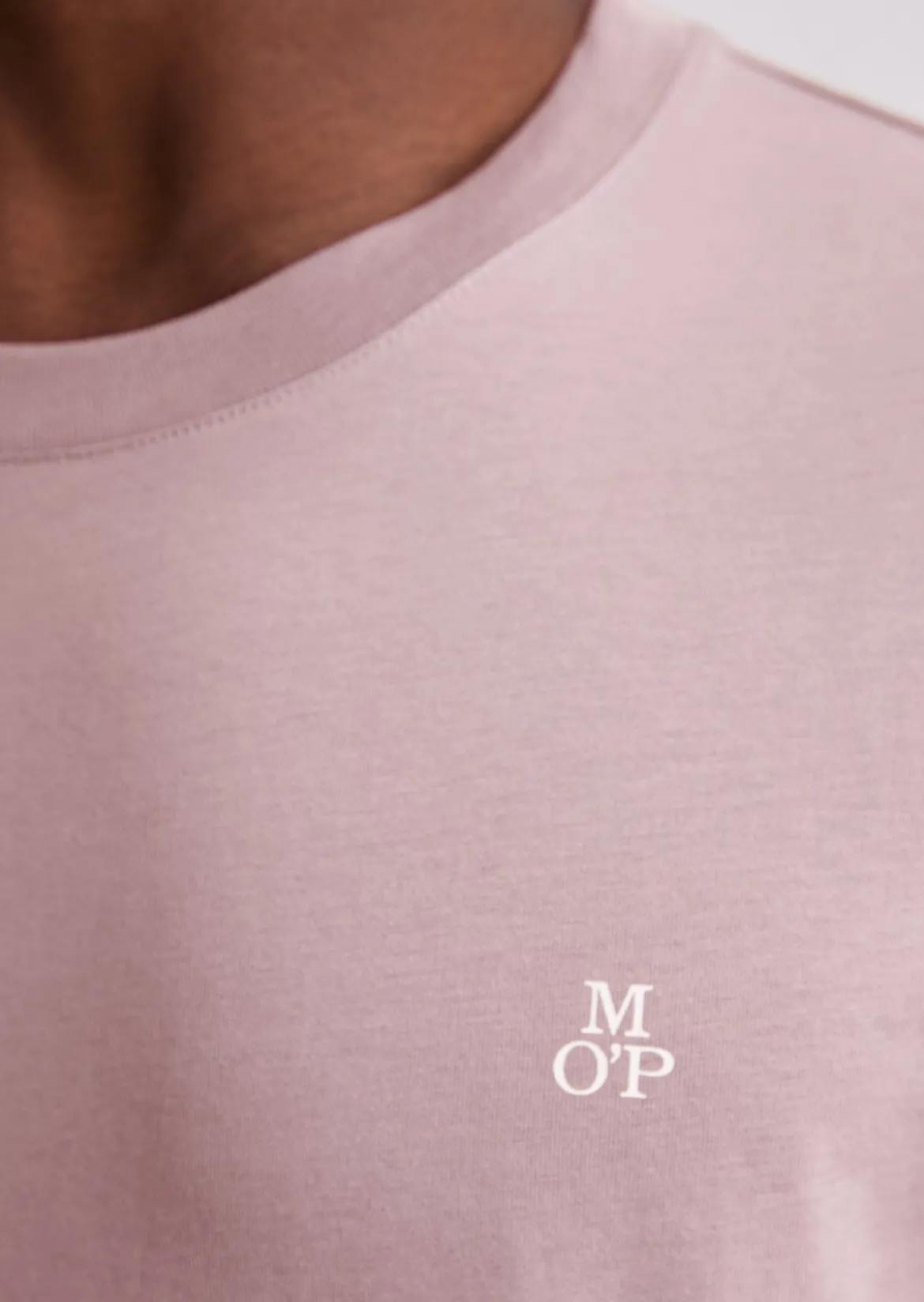 Longsleeve shaped aus reiner Bio-Baumwolle