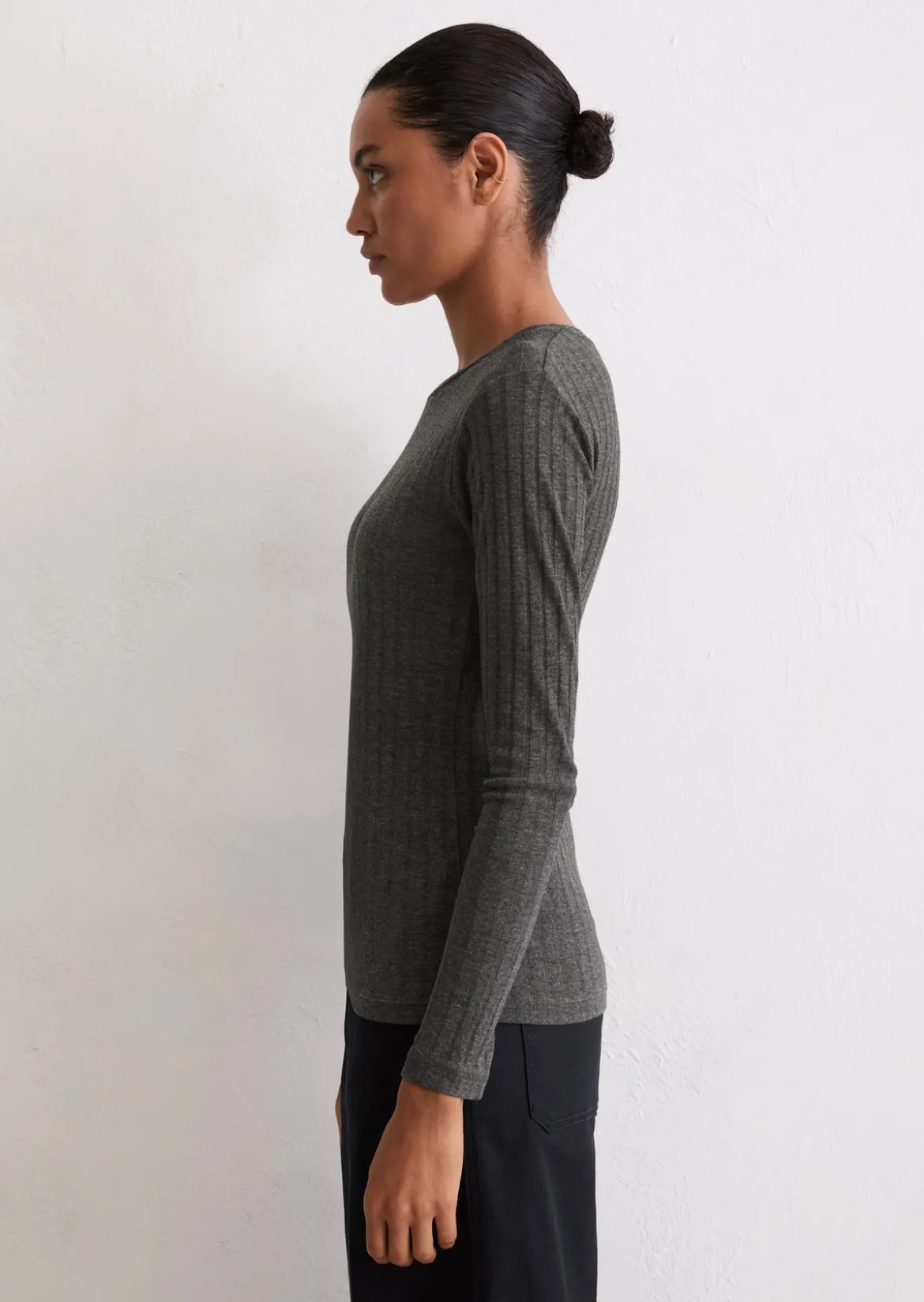 Longsleeve slim aus Organic-Cotton-Modal-Mix