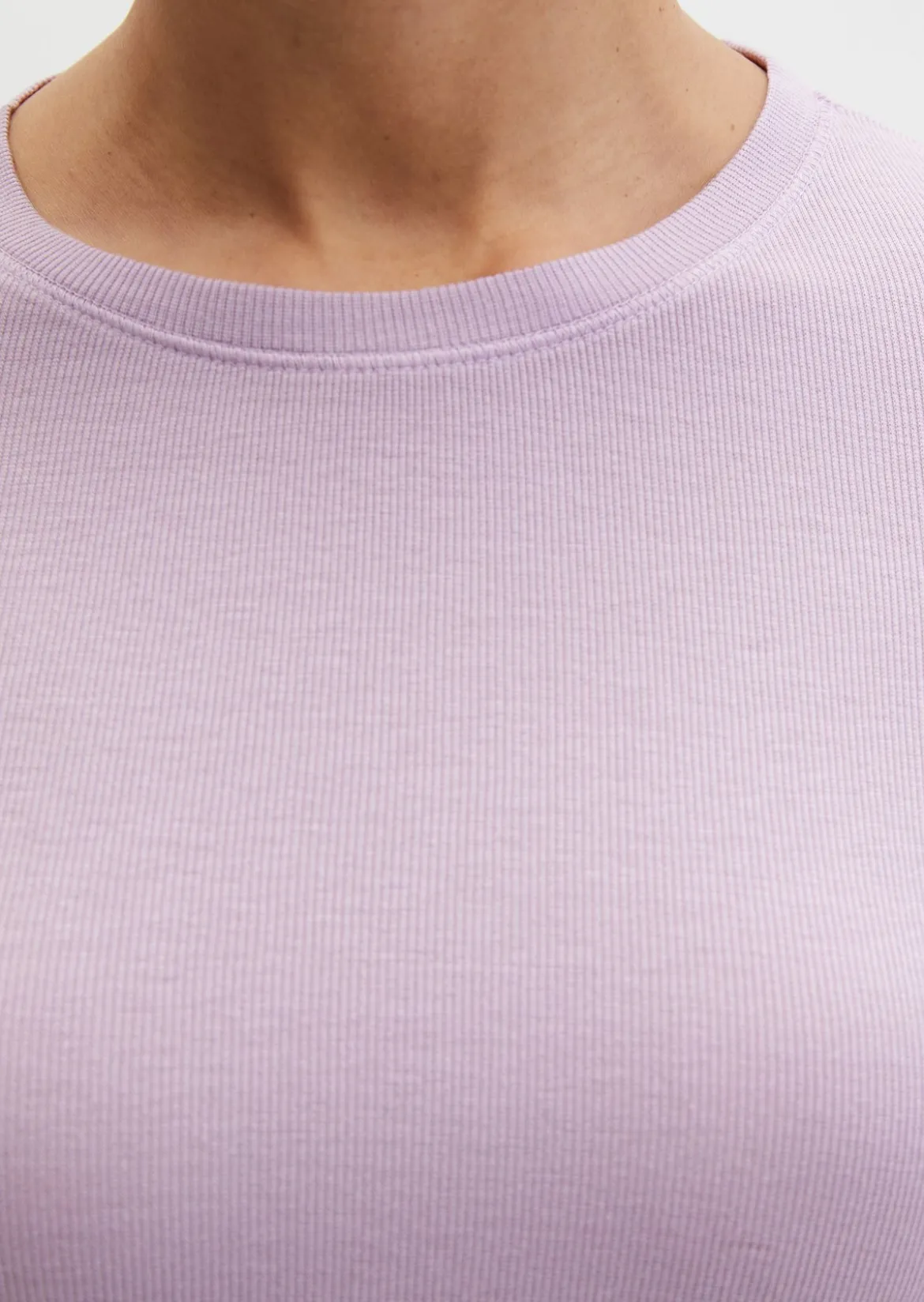 Longsleeve slim garment-dyed aus Rippjersey