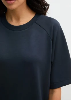 Lounge-Shirt aus weichem Materialmix