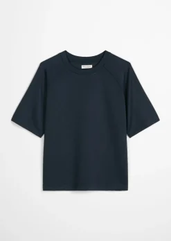 Lounge-Shirt aus weichem Materialmix