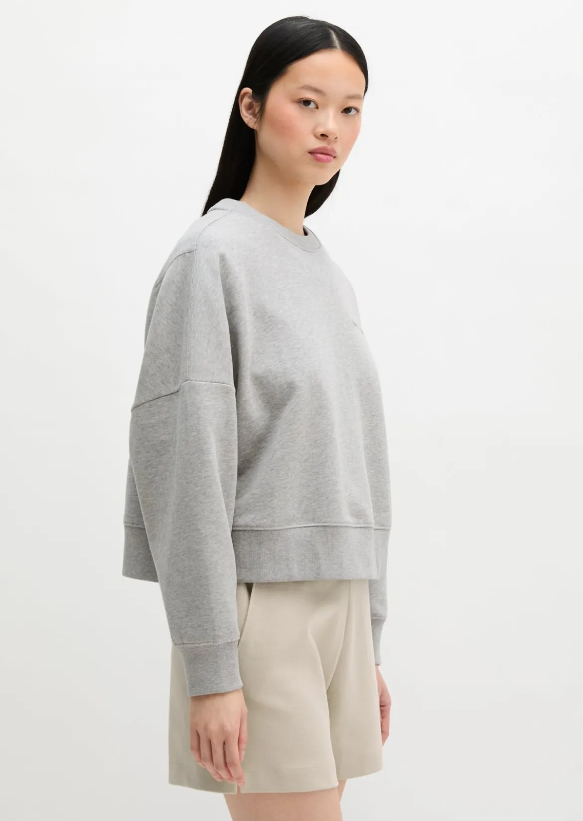 MOP Club '67 Sweater, Oversized, Boxy Fit mit gepeachter Oberfläche