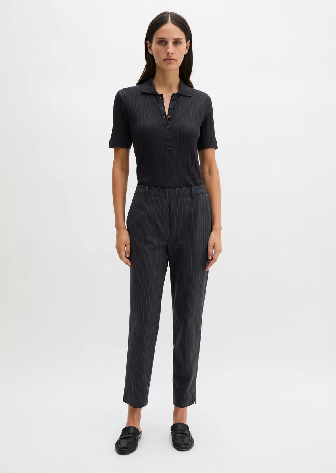 Nadelstreifen-Hose Model Malin slim aus garngefärbtem Organic-Cotton-Viskose-Mix