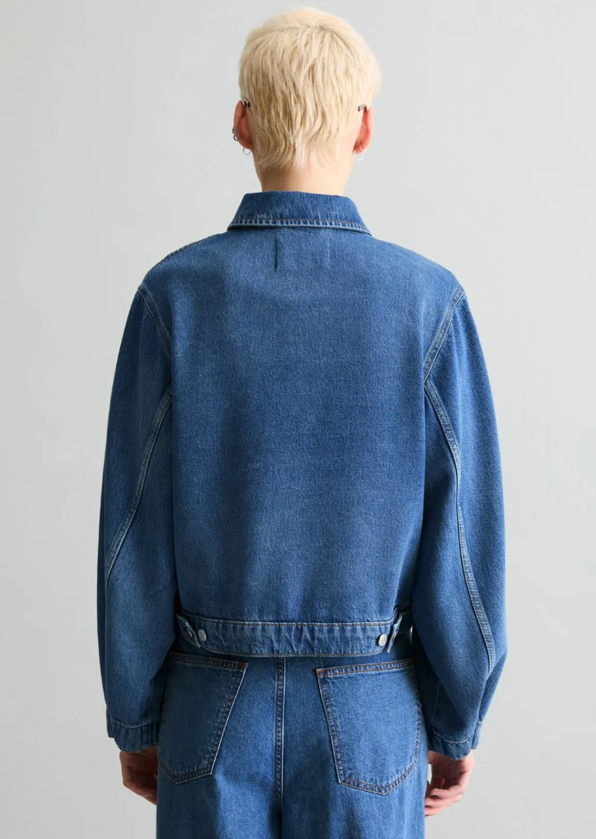 Oversize-Jeansjacke cropped aus Organic-Cotton-Lyocell-Mix