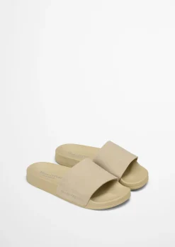 Pantolette Model Erica mit Velourslederriemen