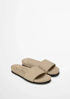 Pantolette Model Floria aus weichem Veloursleder
