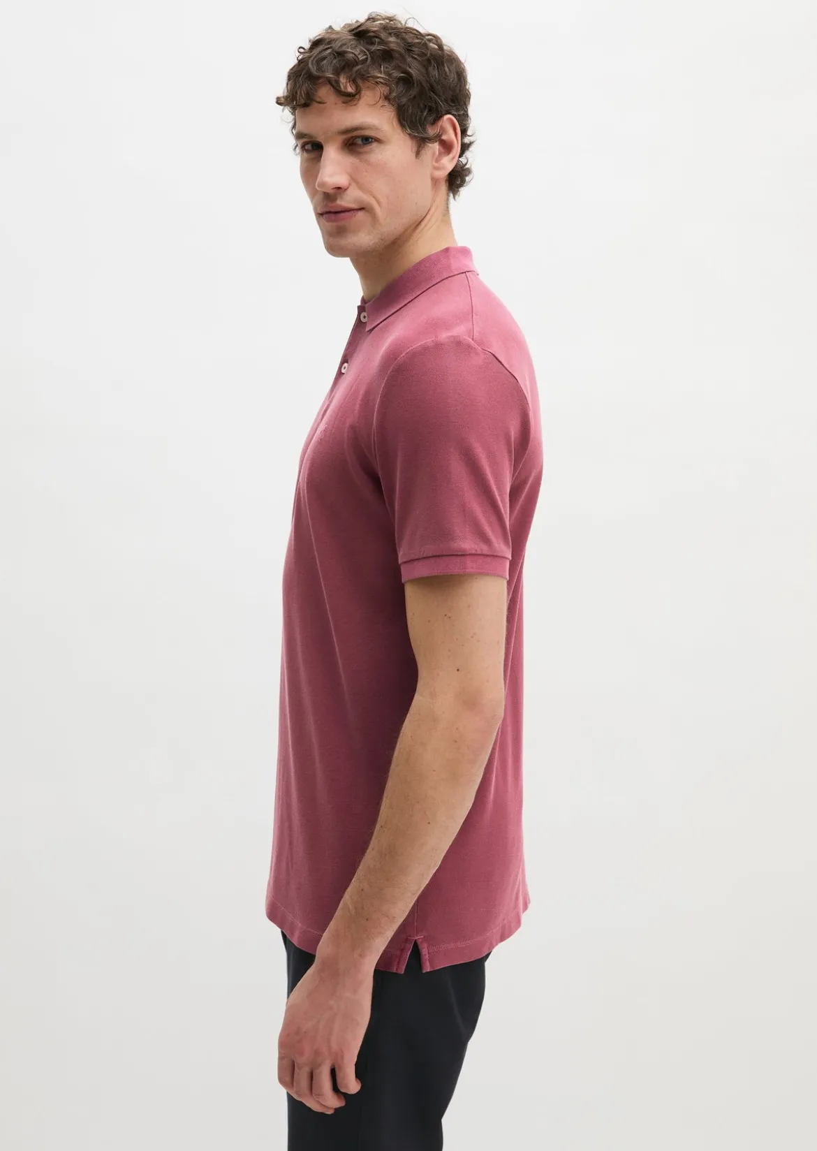 Poloshirt Piqué shaped garment-dyed aus Organic Cotton-Stretch