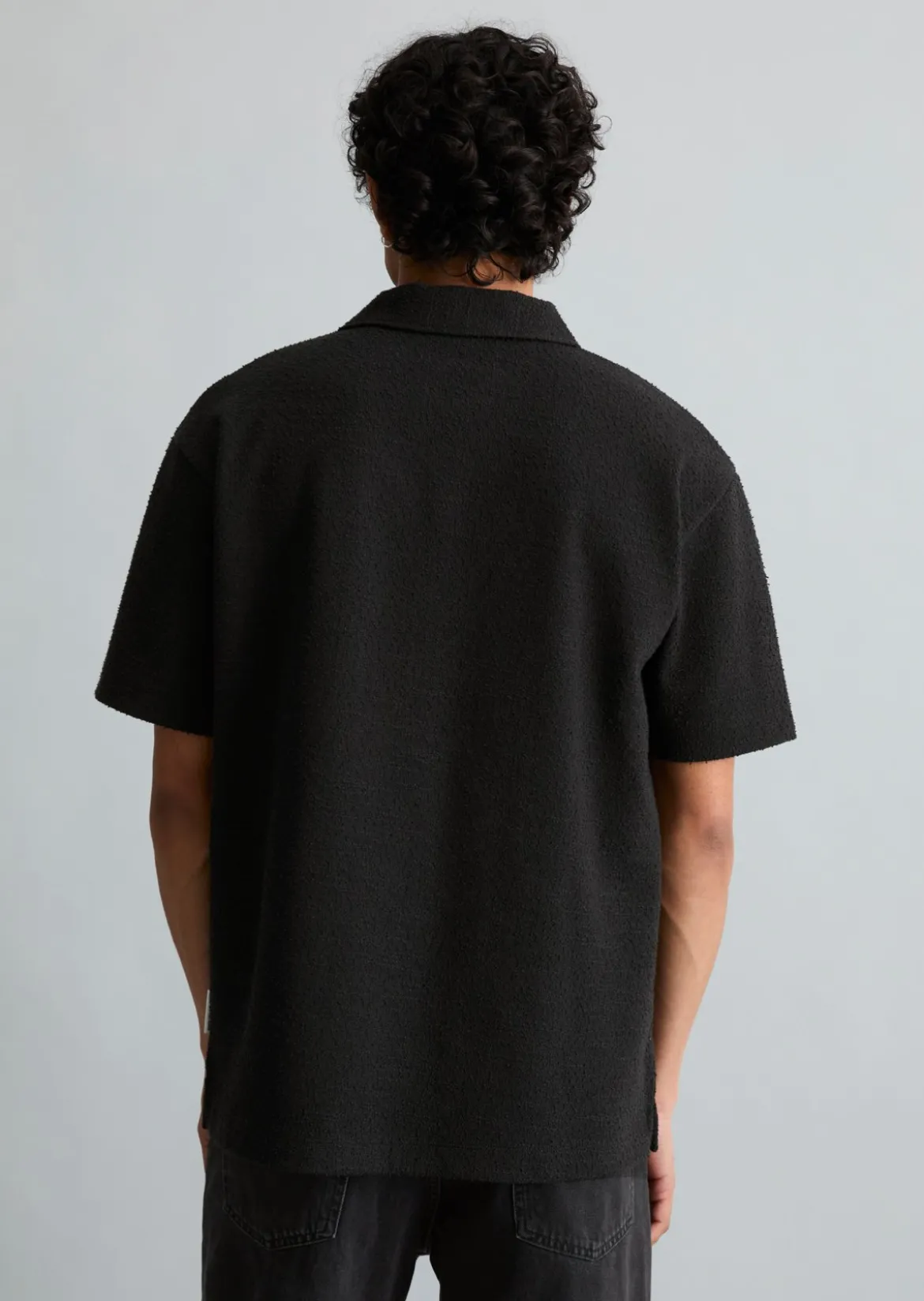 Poloshirt relaxed mit feiner Bouclé-Struktur