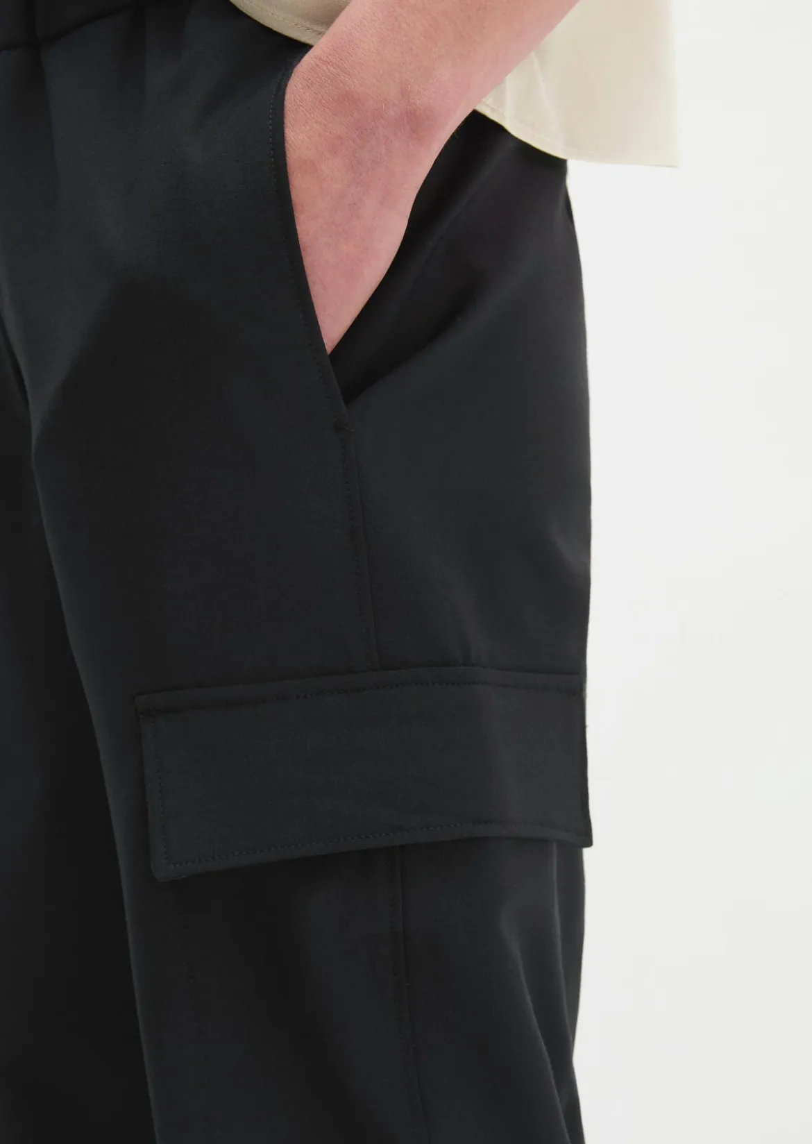 Pull-On-Cargo-Pants regular aus Schurwolle-Stretch-Mix