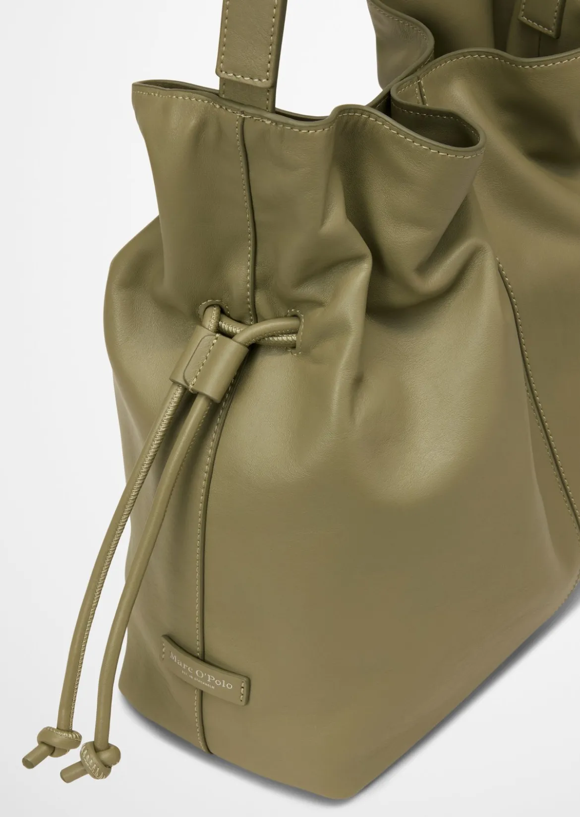 Schultertasche Model Sienna aus weichem Rindleder