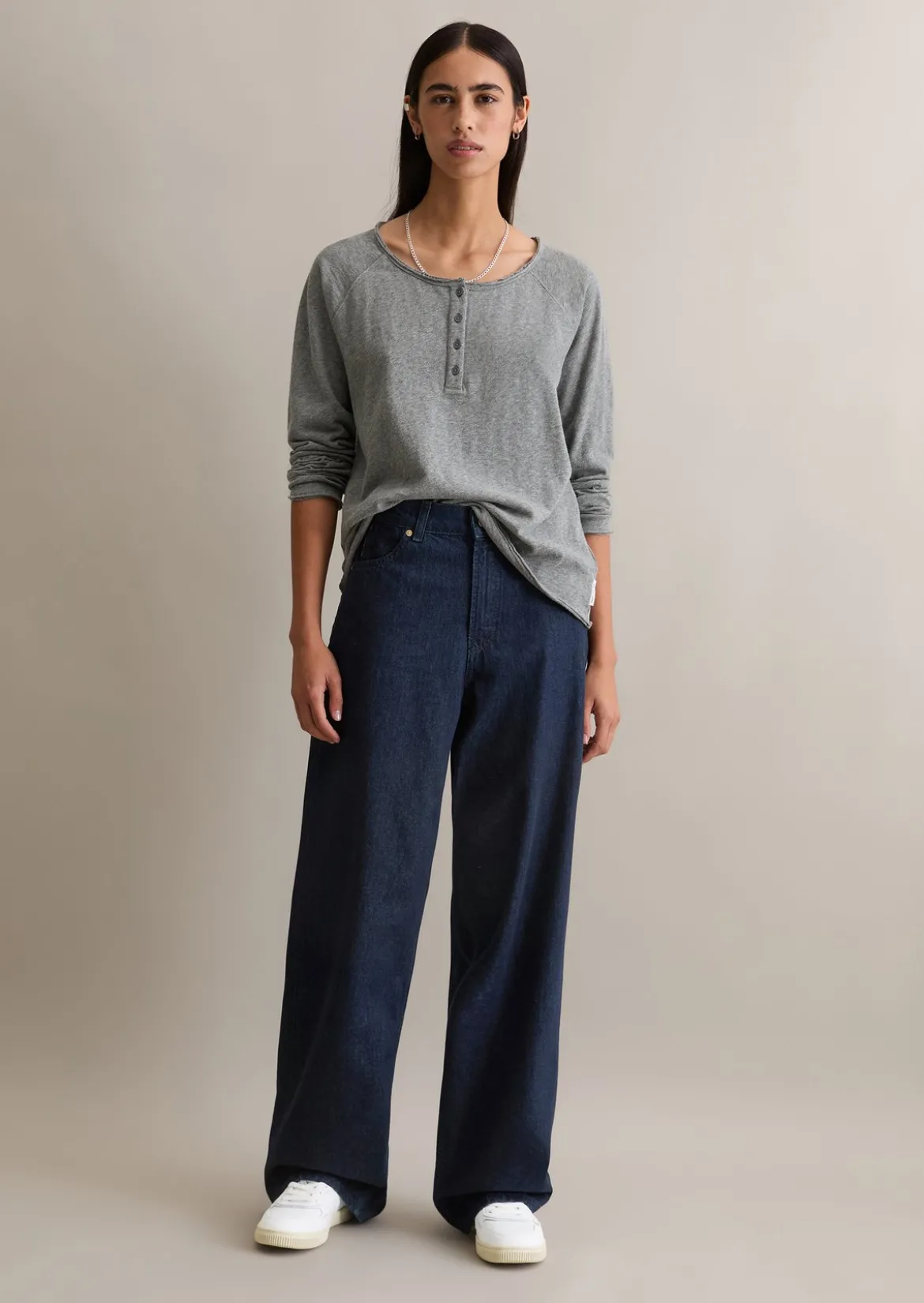 Serafino-Longsleeve relaxed aus weichem Slub Heavy Jersey