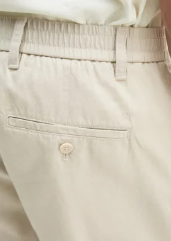 Shorts Model Eksjö Jogger pleats relaxed aus TENCEL™ Lyocell -Leinen-Mix