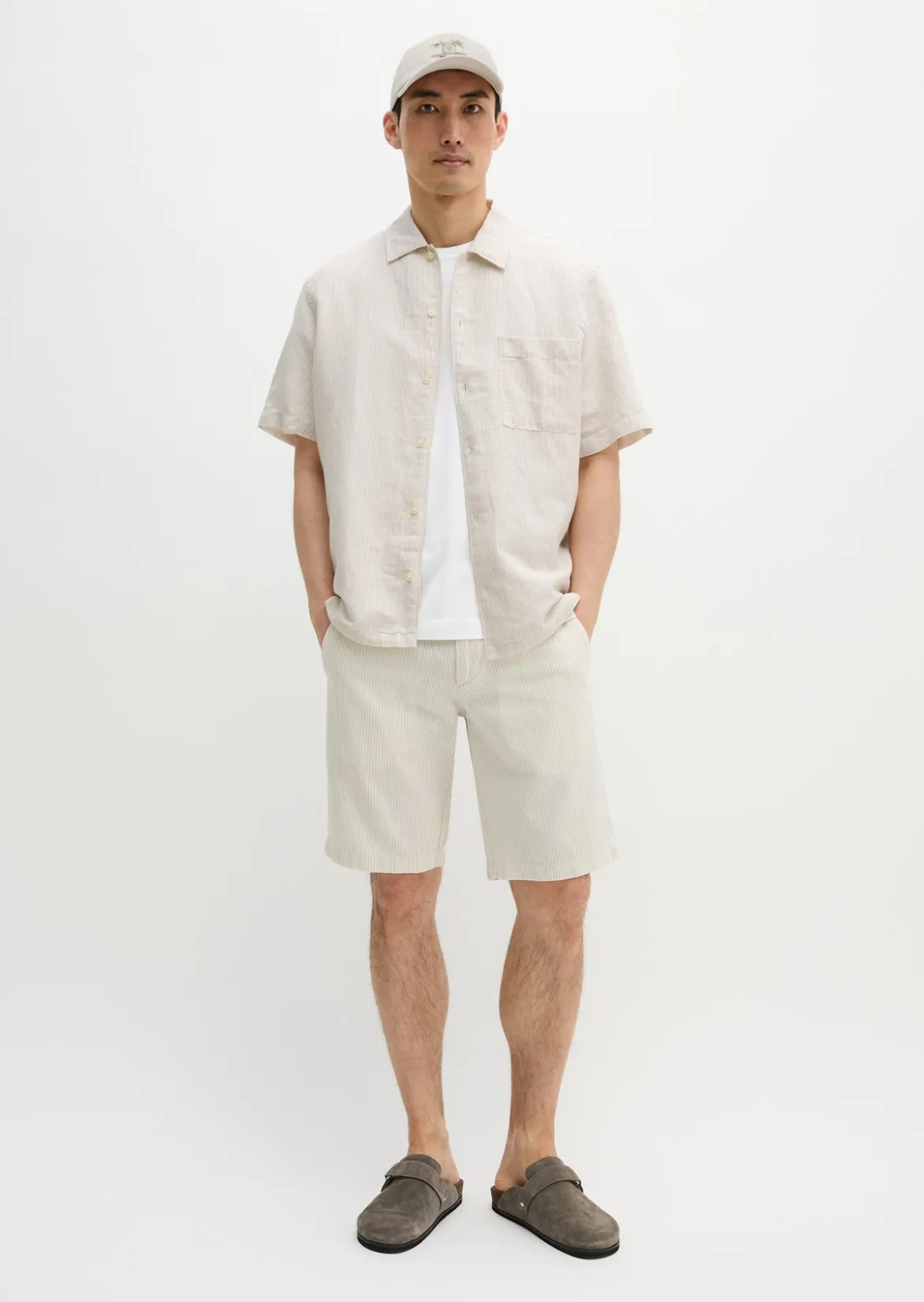 Shorts Model Reso Jogger regular aus Leinen und Bio-Baumwolle