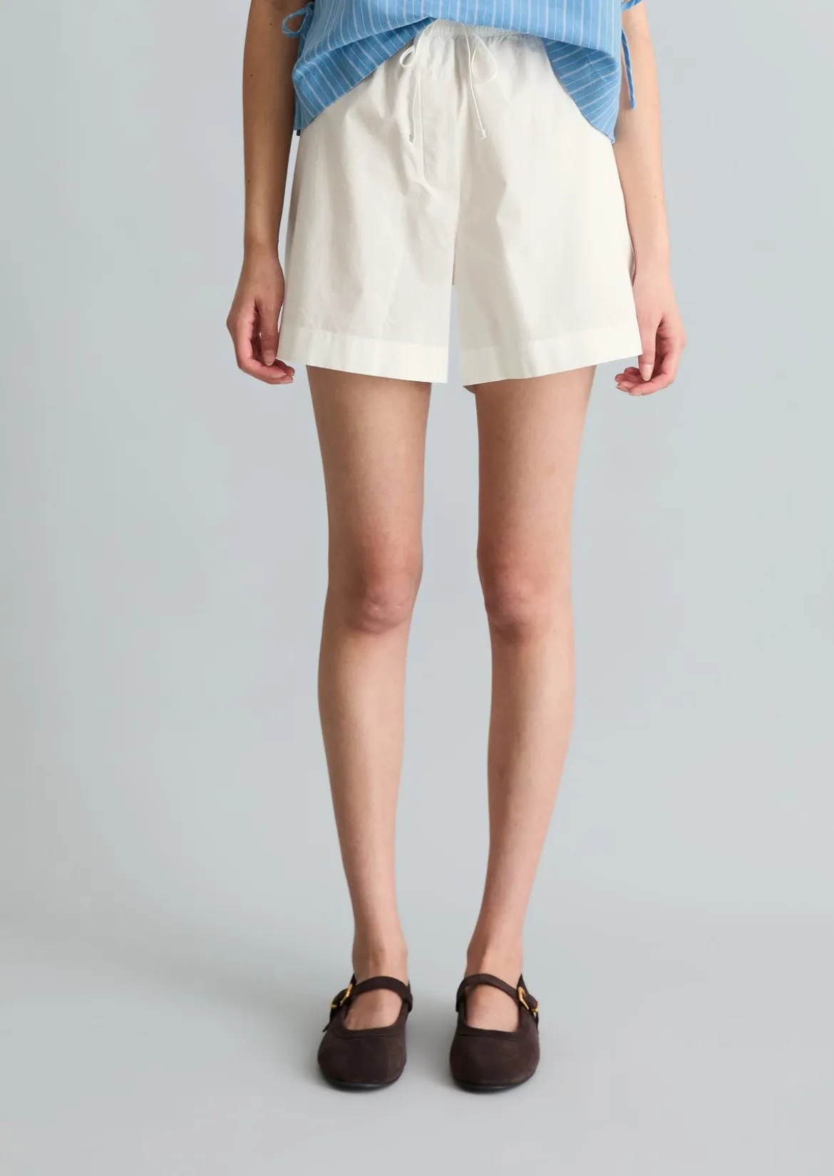 Shorts relaxed aus Papertouch-Popeline