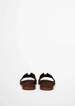 Slide Model Babette mit modernen Cut-Outs