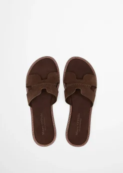 Slide Model Babette mit modernen Cut-Outs