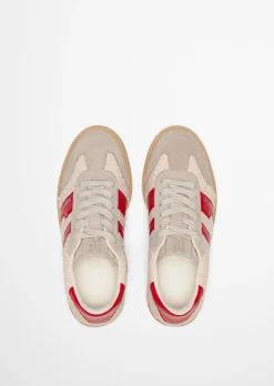 Sneaker Model Court aus Leder und Teddyfell