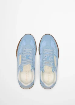 Sneaker Model Gustafina aus Leder und Polyester