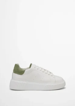 Sneaker Model Svea aus softem Rindleder