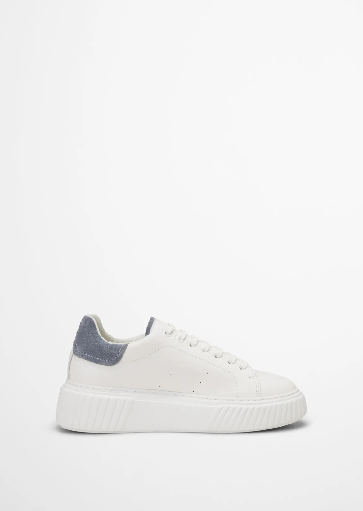 Sneaker Model Svea aus softem Rindleder