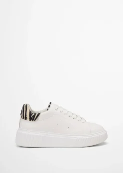 Sneaker Model Svea mit Fell in Zebra-Optik