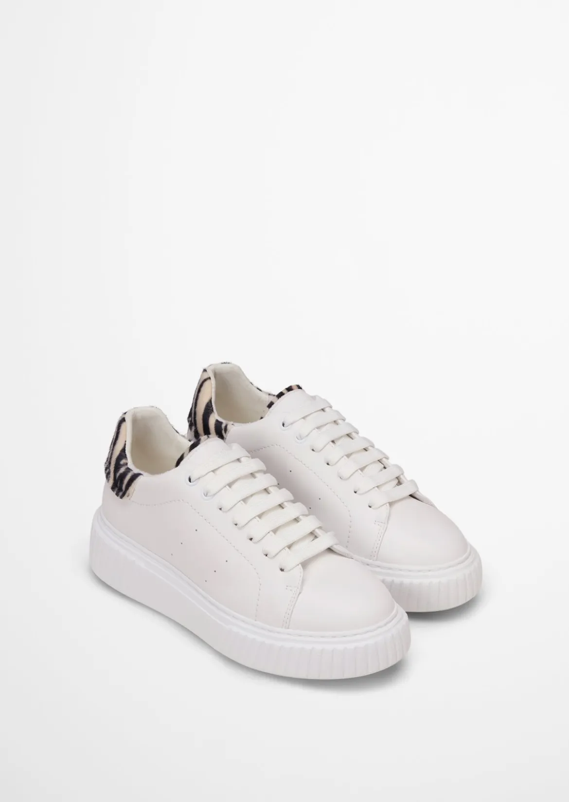 Sneaker Model Svea mit Fell in Zebra-Optik