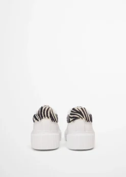 Sneaker Model Svea mit Fell in Zebra-Optik