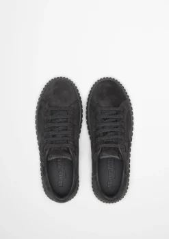 Sneaker Model Svenja aus Veloursleder
