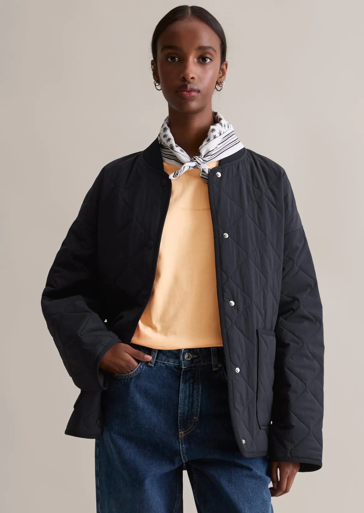 Steppjacke regular aus recyceltem Nylon