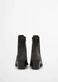 Stiefelette im Western-Stil mit Innenzipper