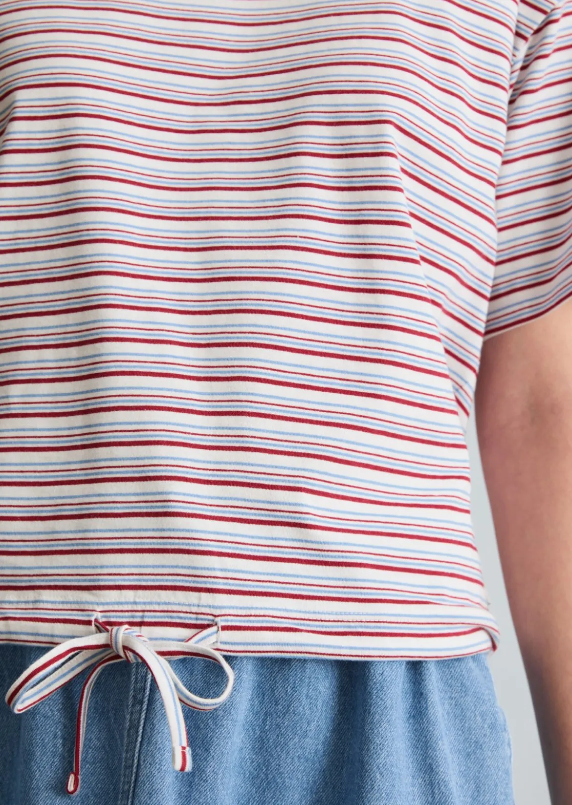 Streifen-T-Shirt relaxed mit Tunnelzug am Saum