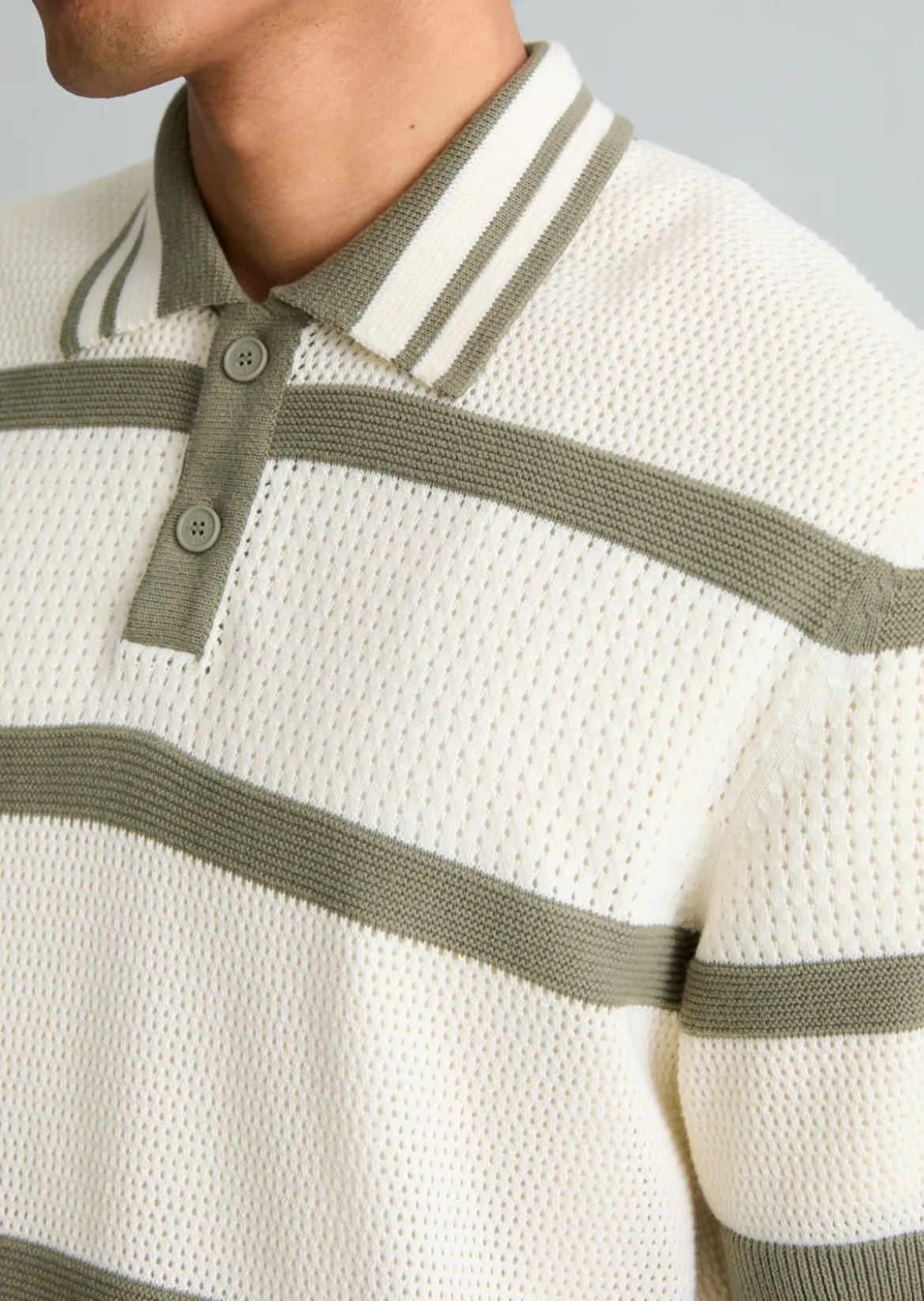 Strick-Poloshirt regular mit Strickvariationen und Streifen