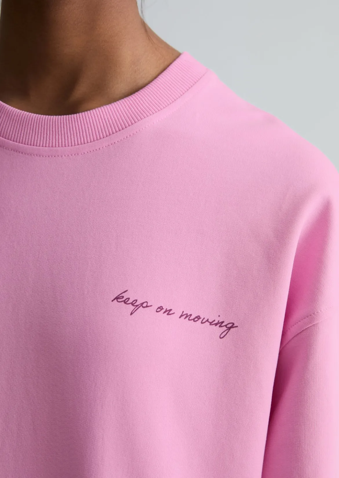 Sweatshirt oversized mit markantem Rückenprint