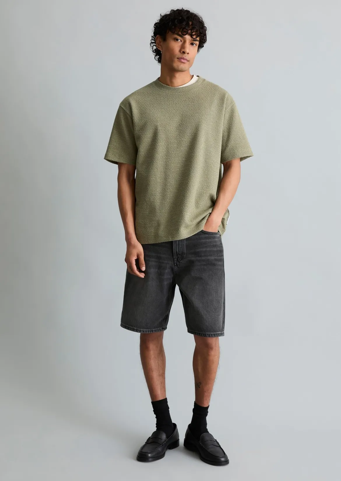 T-Shirt relaxed mit feiner Bouclé-Struktur