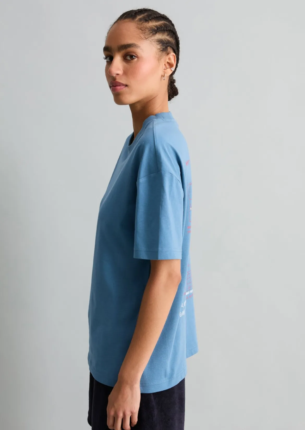 T-Shirt relaxed mit Rückenprint