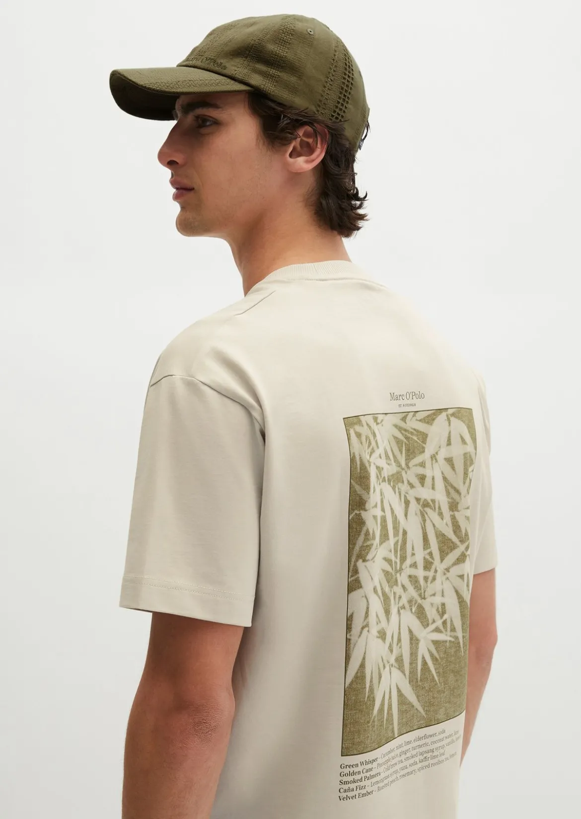 T-Shirt relaxed mit saisonalem Rückenprint