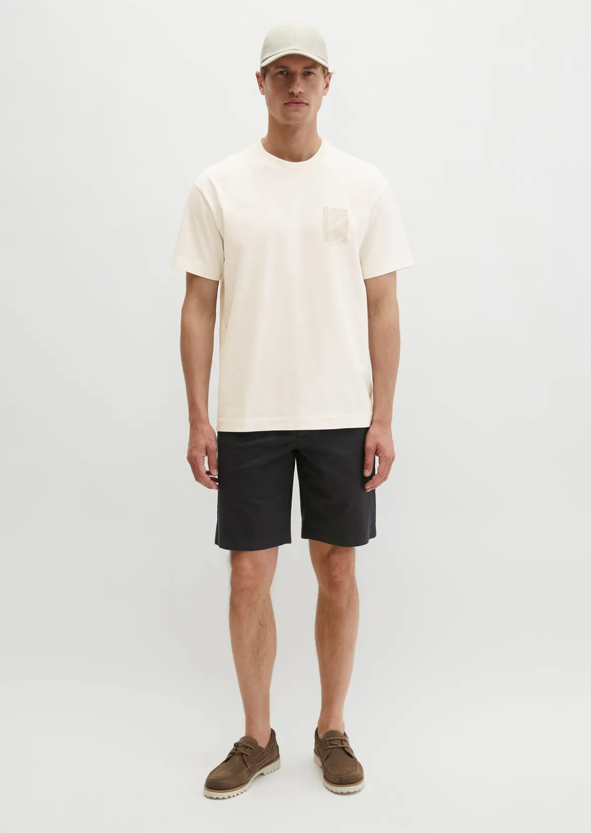 T-Shirt relaxed mit saisonalem Rückenprint