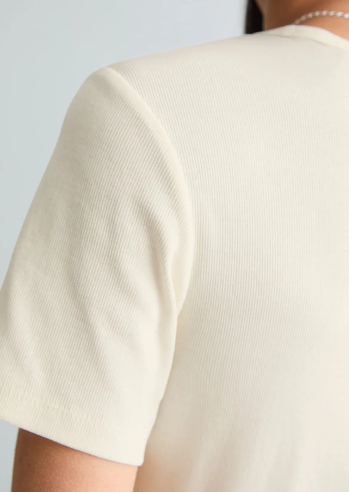 T-Shirt slim aus weichem Rippjersey