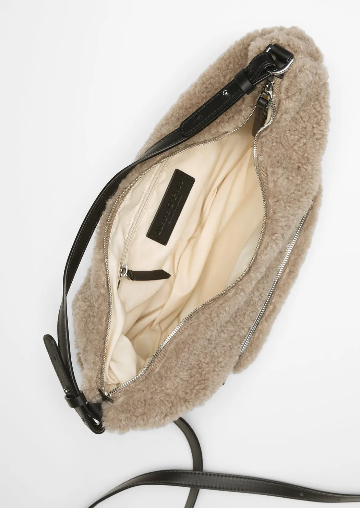 Umhängetasche medium aus weichem Teddyfell