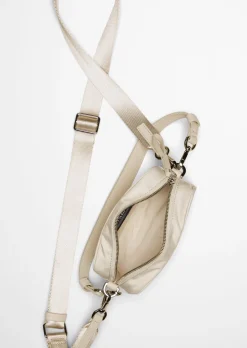 Umhängetasche small aus recyceltem Material